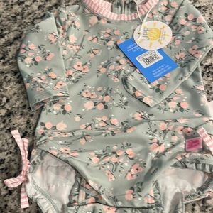 Ruffle butts rashguard 12-18m NWT